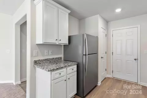 111 Brixham Loop, Troutman, NC 28166 photo 9