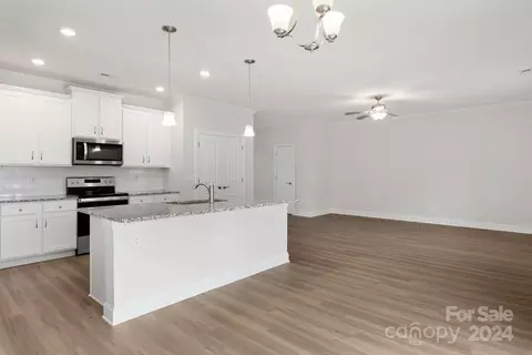 105 Brixham Loop, Troutman, NC 28166 photo 6