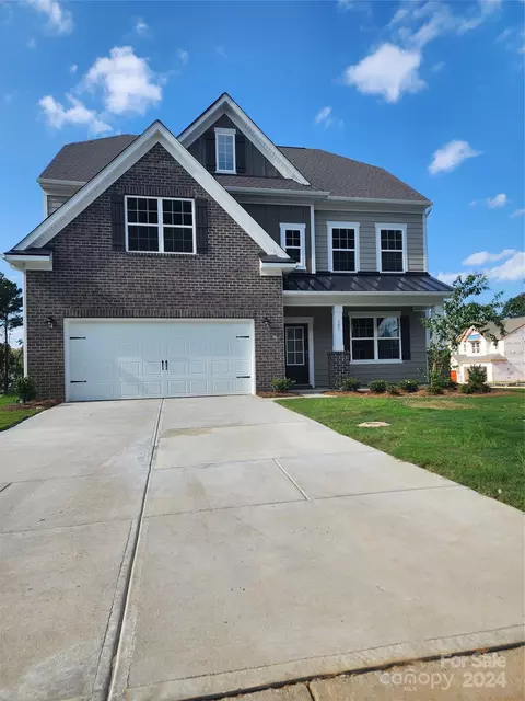 307 Hamptons Cove Rd, Troutman, NC 28166
