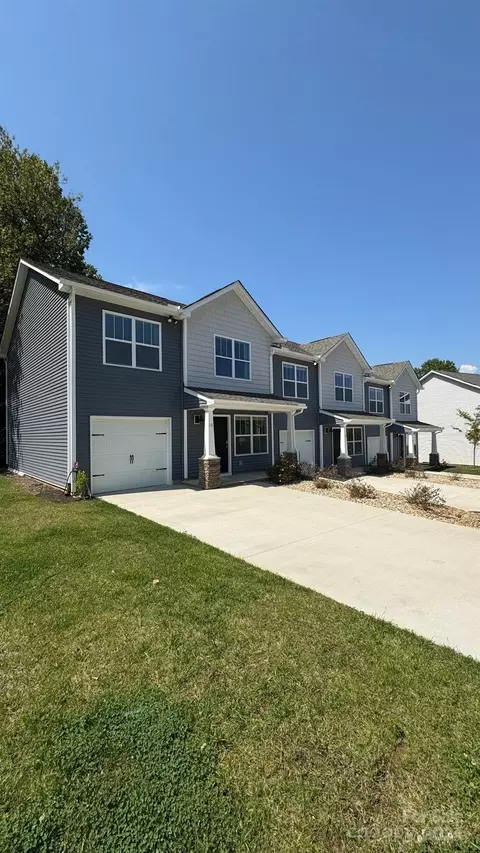 12 Cain Hollow Way, Asheville, NC 28806
