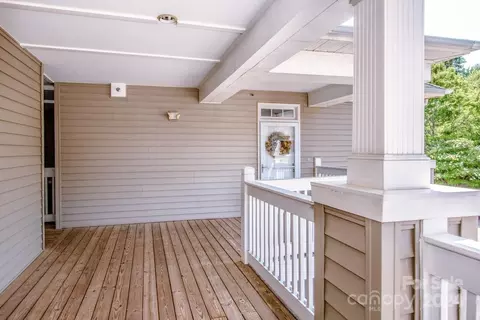 8957 Rosalyn Glen Rd, Cornelius, NC 28031 photo 7