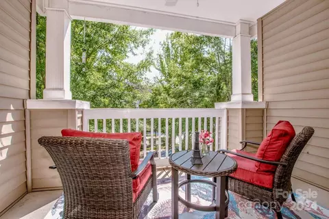 8957 Rosalyn Glen Rd, Cornelius, NC 28031 photo 11