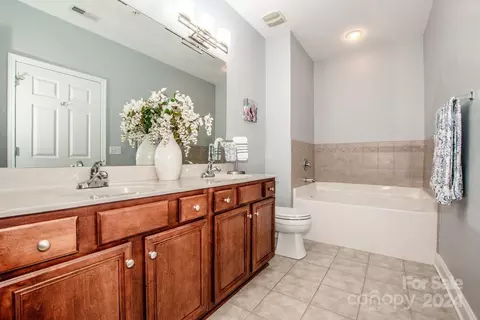 8957 Rosalyn Glen Rd, Cornelius, NC 28031 photo 19
