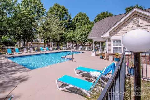 8957 Rosalyn Glen Rd, Cornelius, NC 28031 photo 22