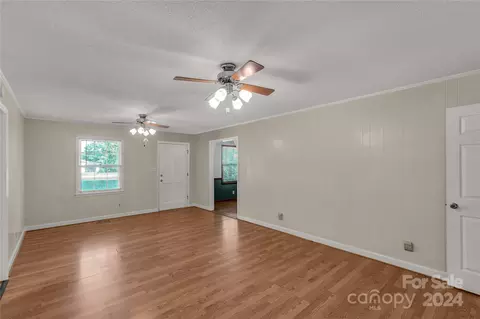 Living - 2005 Hilton Way Rd, Lancaster, SC 29720 photo 2 of 5