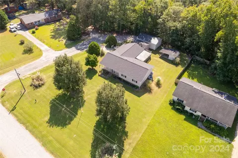 View/Area - 2005 Hilton Way Rd, Lancaster, SC 29720 photo 10 of 14