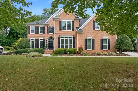 9507 St Barts Ln, Huntersville, NC 28078