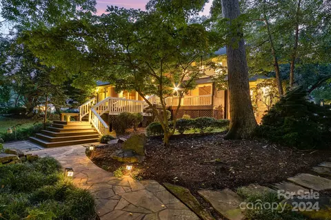 1424 Chadmore Ln, Concord, NC 28027
