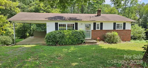 609 5th Street Sw Pl SW, Hildebran, NC 28637