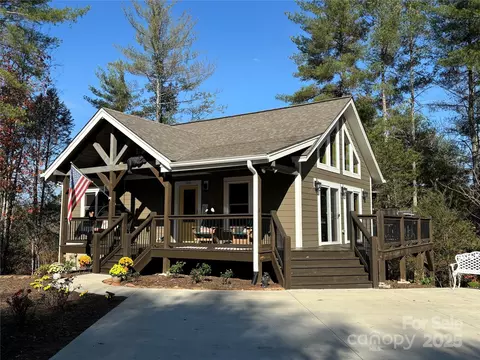 1709 Round Mountain 71 Pkwy #71, Lenoir, NC 28645