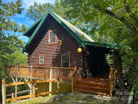 198 Wildcat Cir, Lake Lure, NC 28746