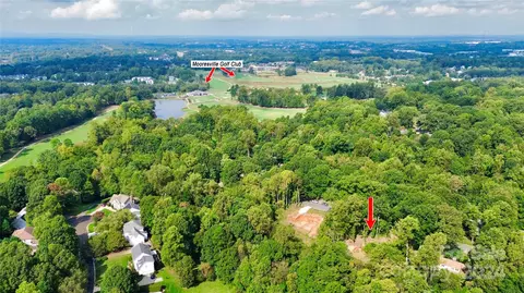 140 Club Dr, Mooresville, NC 28115