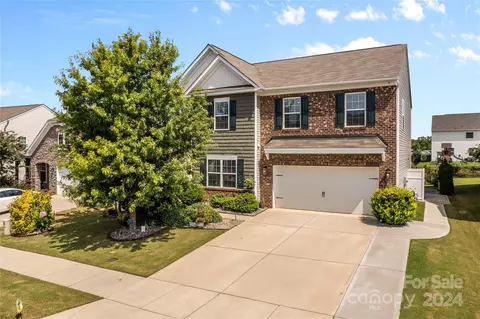 136 Sequoia St, Mooresville, NC 28117