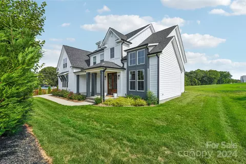 619 Fern Hill Rd, Mooresville, NC 28117