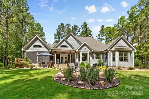 6135 Chimney Bluff Rd, Lancaster, SC 29720