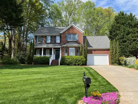 21337 Summerbrook Dr, Cornelius, NC 28031