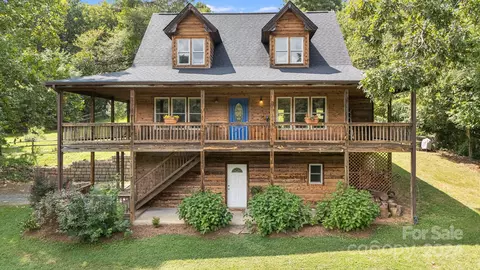 30 Sluder Branch Rd, Leicester, NC 28748