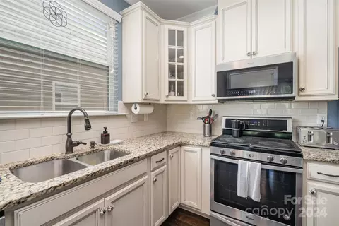 2766 Berkhamstead Cir, Concord, NC 28027 photo 12