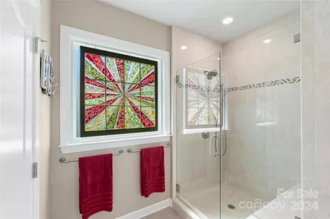 Bath - 1921 Tranquility Blvd, Lancaster, SC 29720 photo 2 of 3