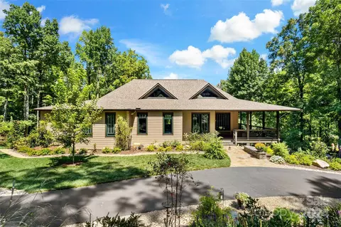 1329 Mitchell View Dr, Old Fort, NC 28762