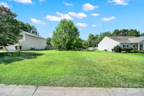 743 Victory Gallop Ave, Clover, SC 29710