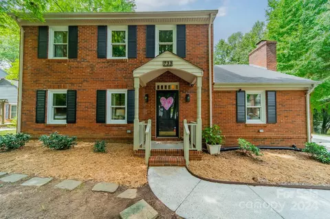 733 Neill Ridge Rd, Matthews, NC 28105