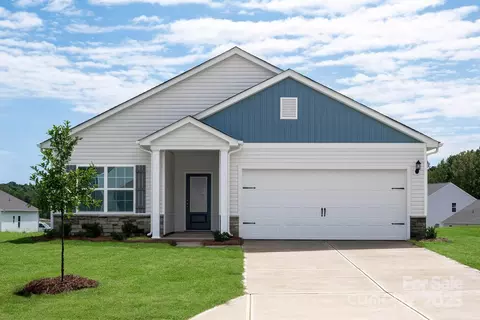 3607 Clover Valley Dr, Gastonia, NC 28052