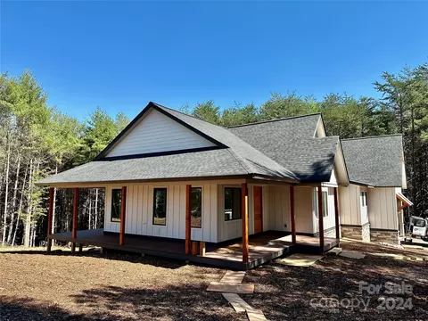 2131 Cottage Park Rd, Morganton, NC 28655
