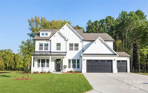 7826 Russell 8200 Rd #8200, Indian Trail, NC 28079