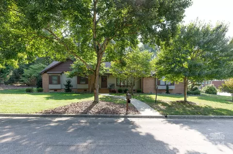 1212 Redwood Ct, Kannapolis, NC 28081