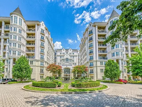 2823 Providence 323 Rd #323, Charlotte, NC 28211