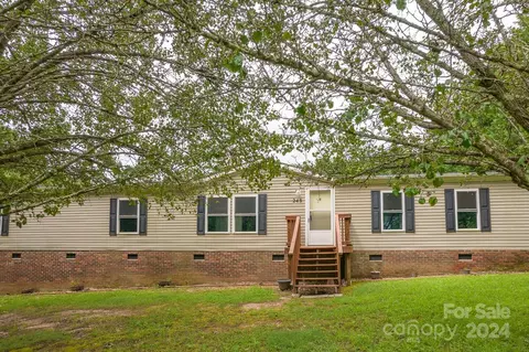 243 Maristone Dr, Statesville, NC 28625