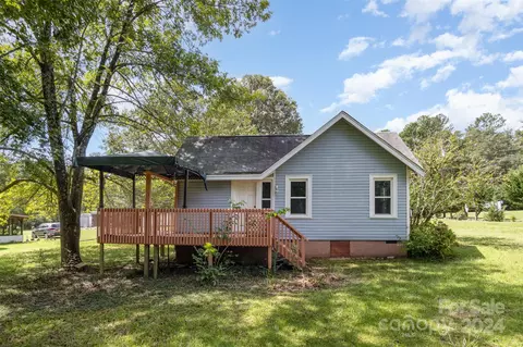 4236 Cureton Ferry Rd, Catawba, SC 29704