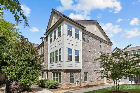 1232 Madison Towns Ln, Charlotte, NC 28209