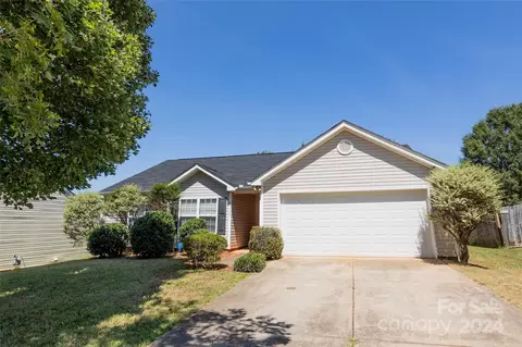 11137 Palestrina Rd, Charlotte, NC 28215