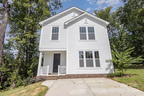8919 Sharpes Cir, Charlotte, NC 28214