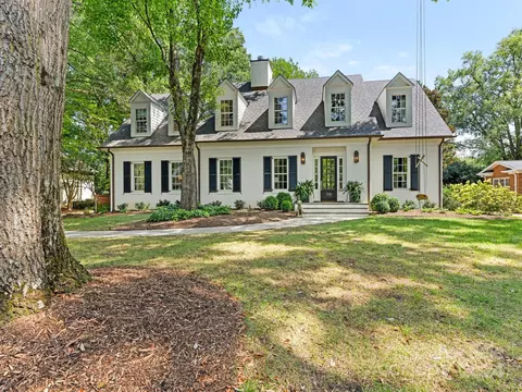 719 Museum Dr, Charlotte, NC 28207