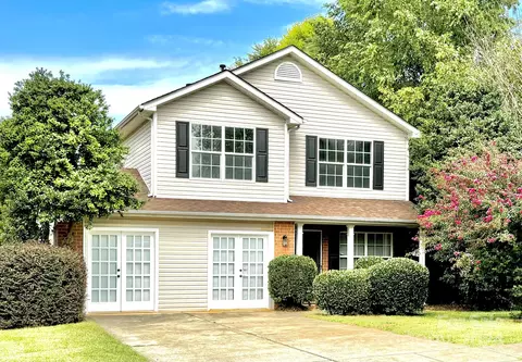 4227 Brawer Farm Dr, Charlotte, NC 28269