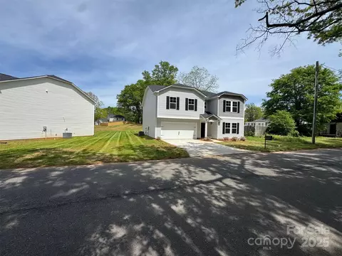 1313 Dodd St, Shelby, NC 28152