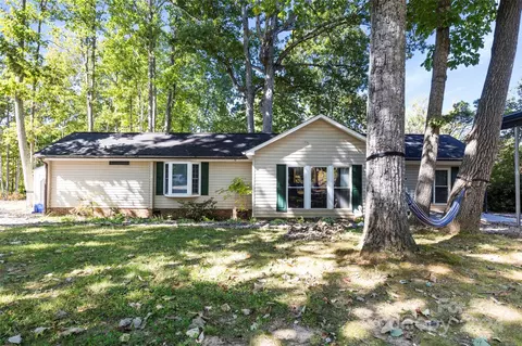 116 Orville Rd, Statesville, NC 28677