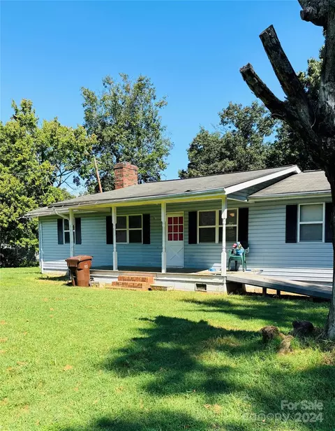 113 River Hills Ct, Taylorsville, NC 28681