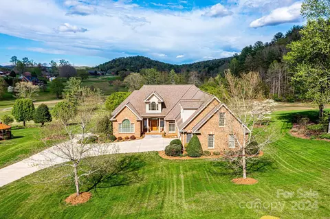 1860 Cedar Dr, Lenoir, NC 28645