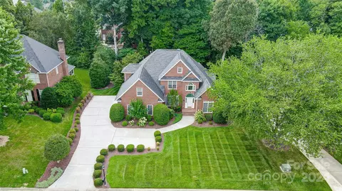 4411 Shannamara Dr, Matthews, NC 28104 photo 3