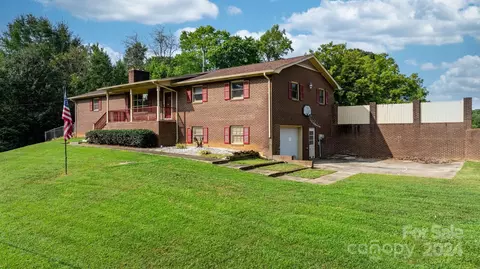 2148 Icard Rhodhiss Rd, Connelly Springs, NC 28612