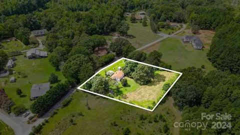 1020 Jw Wilson Rd, Fort Mill, SC 29715