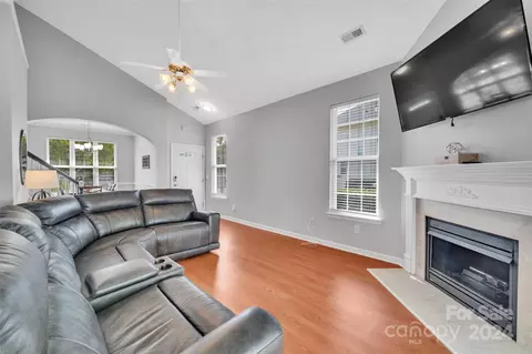 714 Shellstone Pl, Fort Mill, SC 29708 photo 9