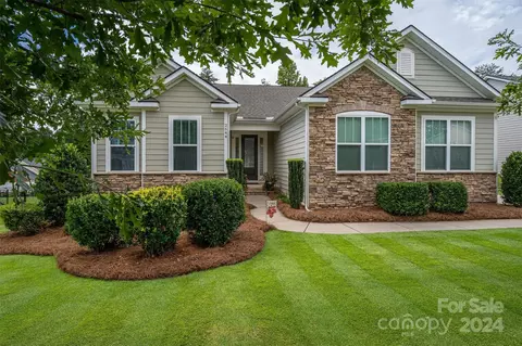 2644 Shanklin Ln, Denver, NC 28037