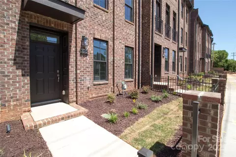 222 Gilead Rd, Huntersville, NC 28078