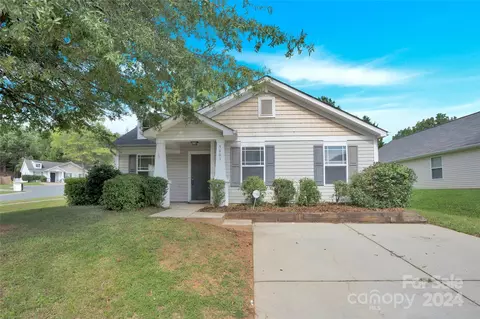 5003 Oak Pasture Ln, Charlotte, NC 28269