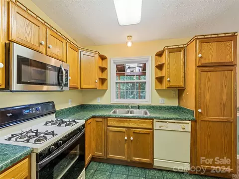 106 Lanterns Wick Trl, Sylva, NC 28779 photo 21